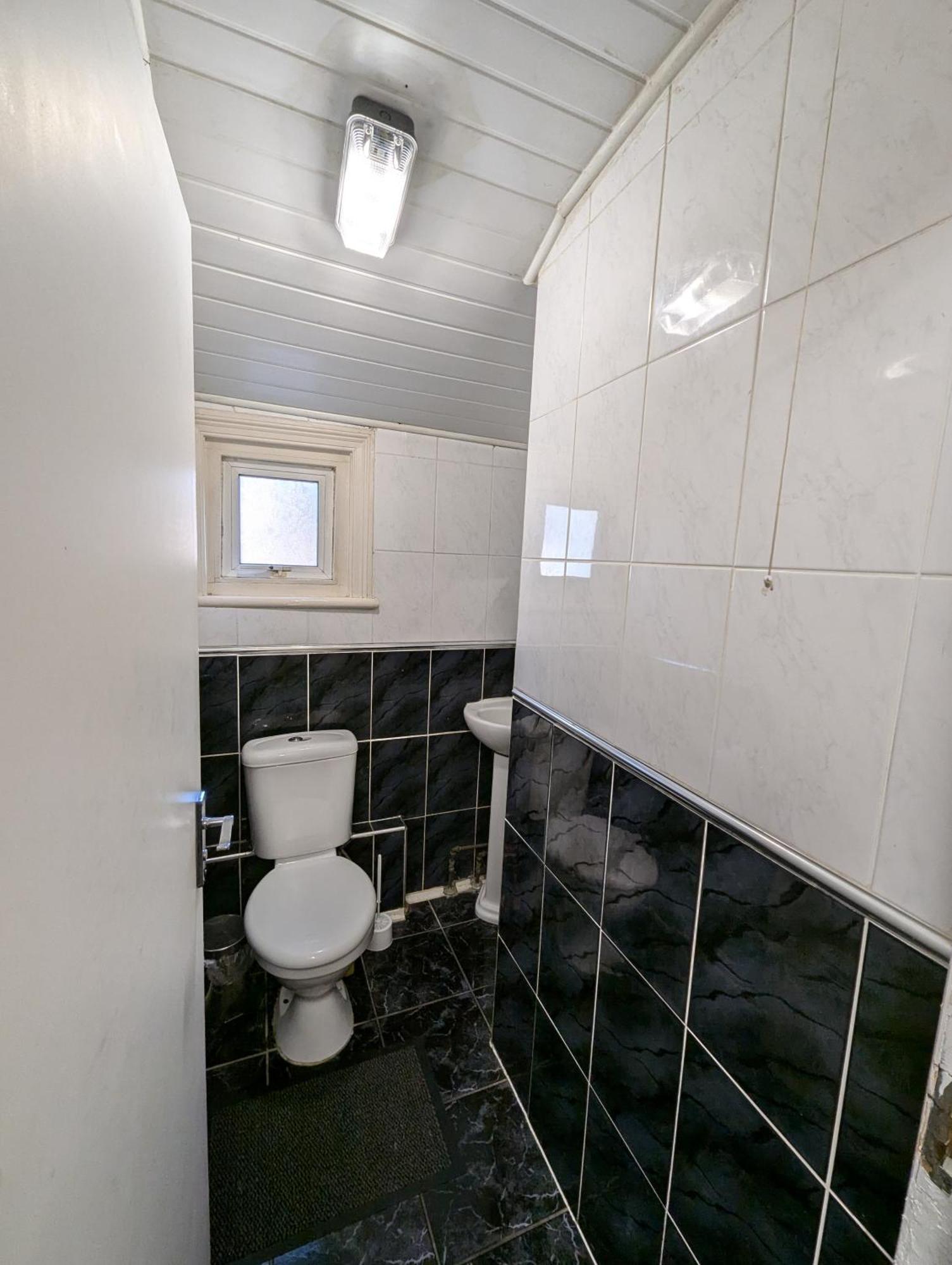 3 Portland Road Apartment Southall Ngoại thất bức ảnh